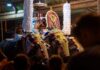 Στολισμένοι ελέφαντες σε θρησκευτικό φεστιβάλ στην Ινδία
