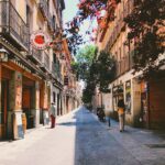 Κατοικίες και δρόμος στη Μαδρίτη, Ισπανία