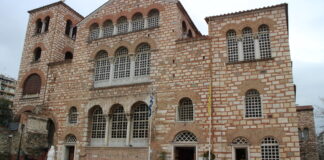 Εξωτερική όψη του ναού Αγίου Δημητρίου πολιούχου Θεσσαλονίκης