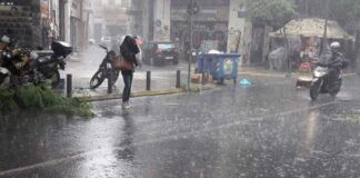 Ισχυρή καταιγίδα στην Αθήνα – εικόνα αρχείου για την κακοκαιρία στην Αττική